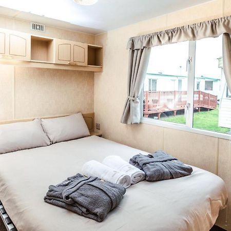 Вилла Kings Caravan - Family Groups Only - Very Quiet Park Скегнесс Экстерьер фото