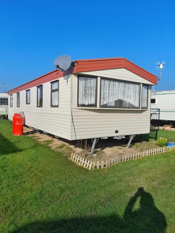 Вилла Kings Caravan - Family Groups Only - Very Quiet Park Скегнесс Экстерьер фото
